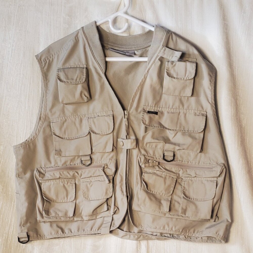 Quest Vest Mens 2XL  Zip Fishing Vented Pockets Tan Vtg Fishing Vest Military